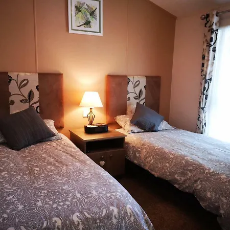 Trevellian - Boutique Secluded Scenic Lodge Dawlish Exterior photo